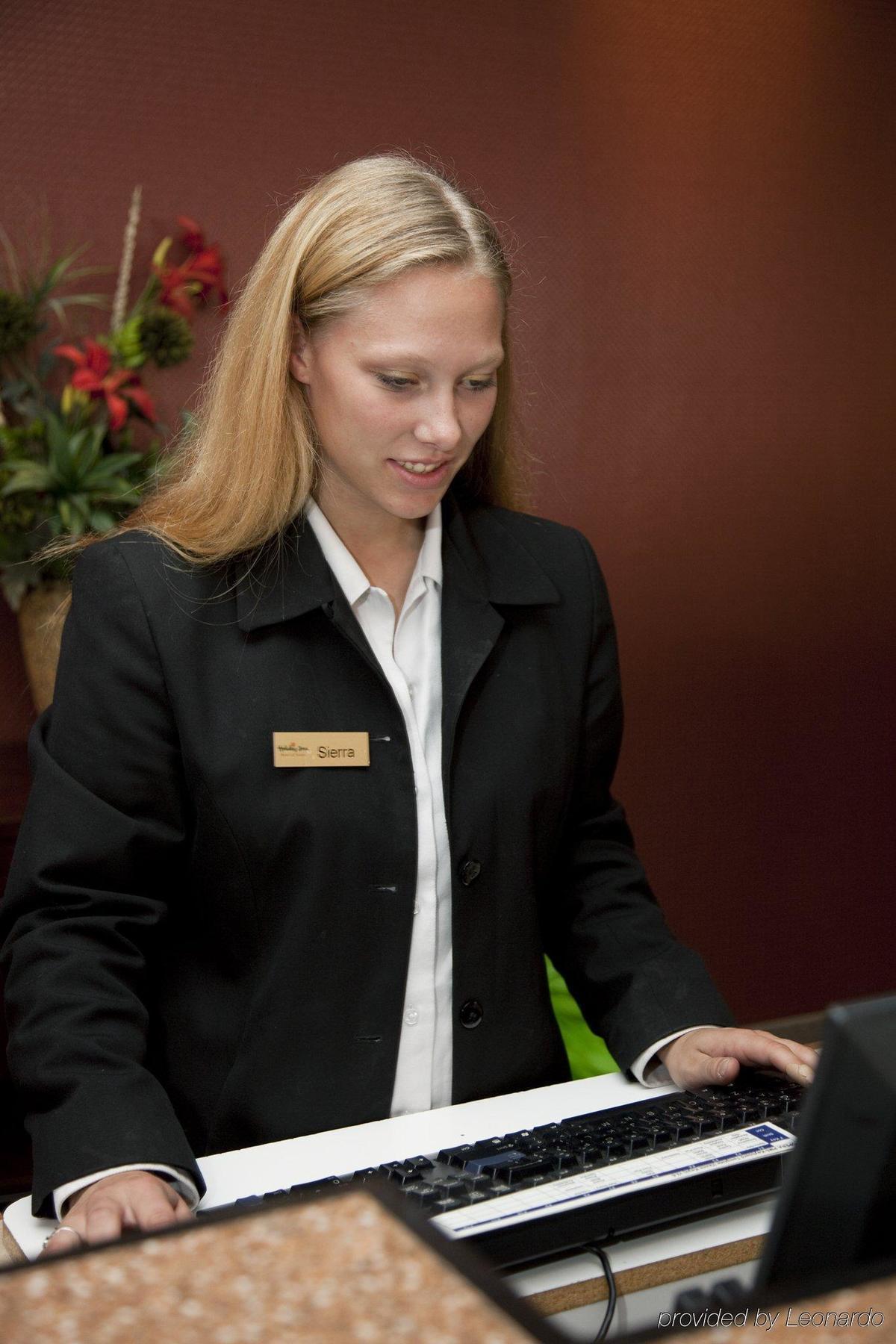 Holiday Inn Hotel & Suites Owatonna Buitenkant foto