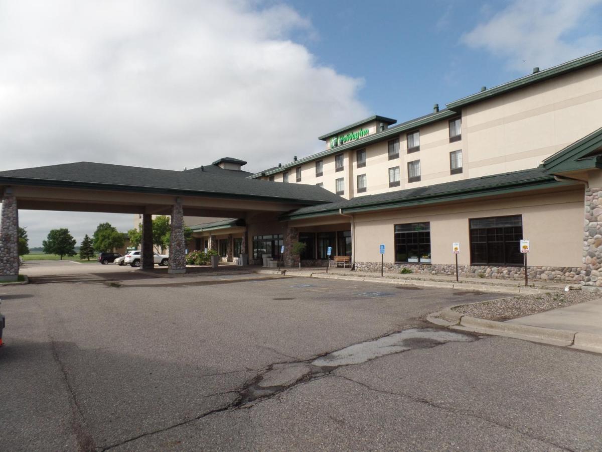 Holiday Inn Hotel & Suites Owatonna Buitenkant foto