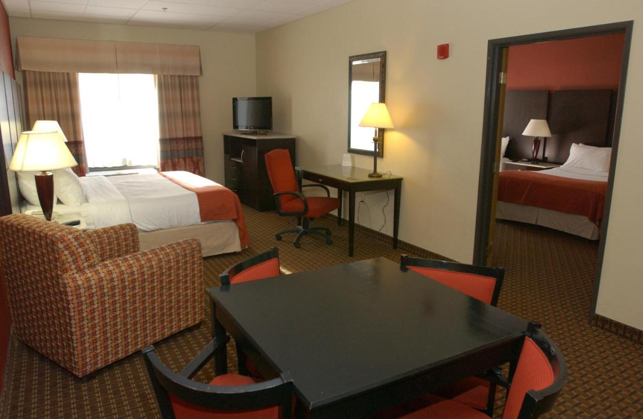 Holiday Inn Hotel & Suites Owatonna Buitenkant foto